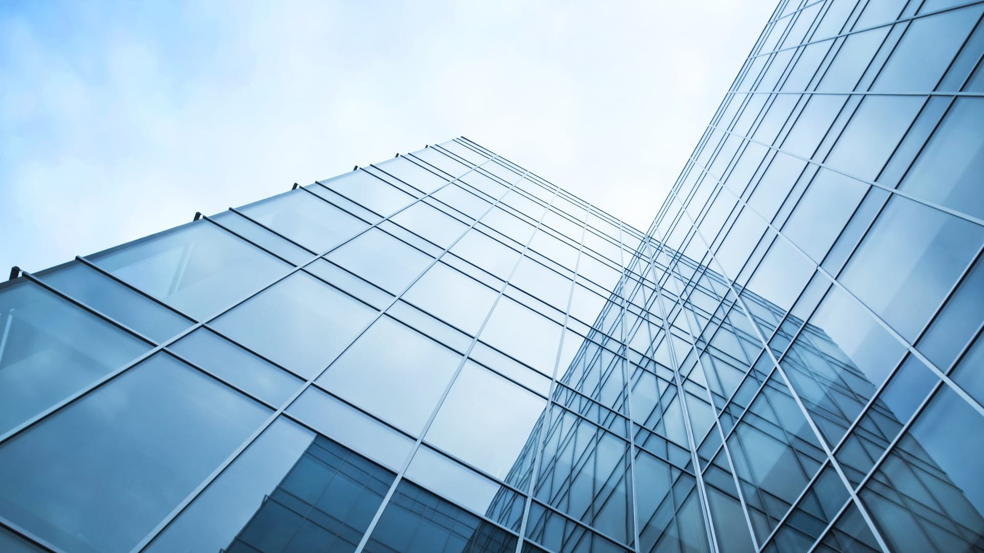 Transparente Glaswand eines Bürogebäudes
